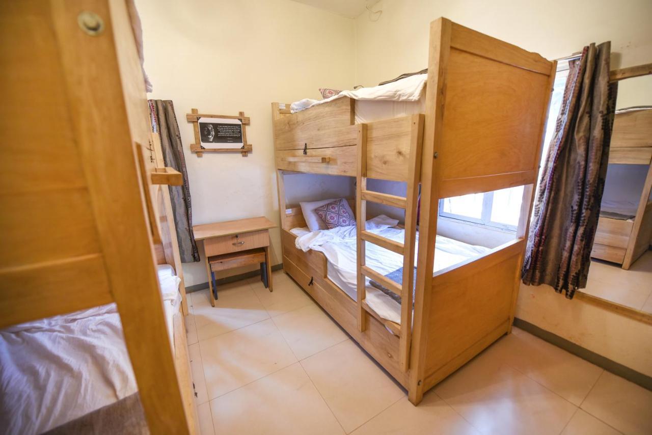 Nyumba 591 Otel Kampala Dış mekan fotoğraf