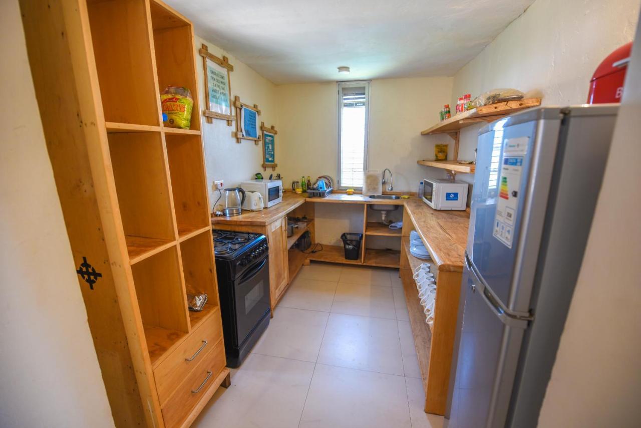 Nyumba 591 Otel Kampala Dış mekan fotoğraf